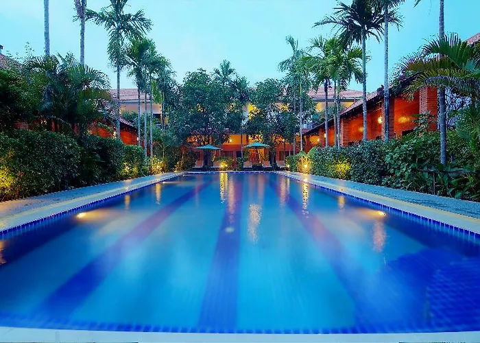 Boutique Angkor Hotel 3*