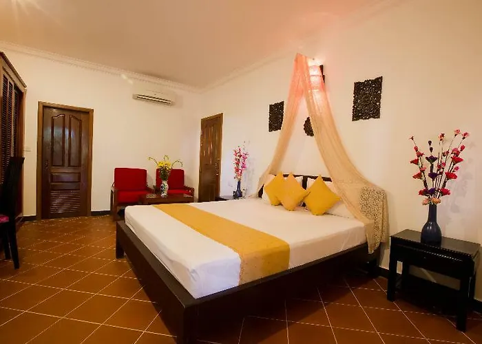 Boutique Angkor Hotel 3*